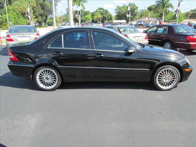 2002 Mercedes-Benz C-Class Unknown