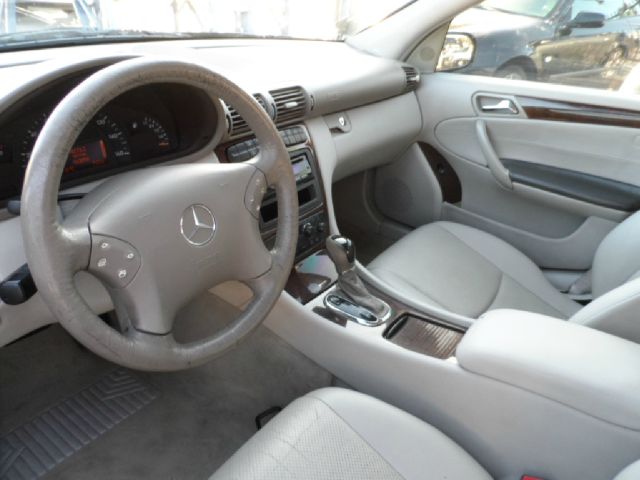 2002 Mercedes-Benz C-Class E-350 Super Duty 158 WB DRW