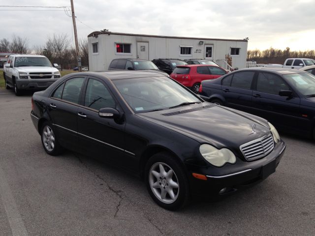 2002 Mercedes-Benz C-Class E-350 Super Duty 158 WB DRW