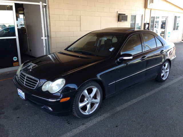 2002 Mercedes-Benz C-Class E-350 Super Duty 158 WB DRW