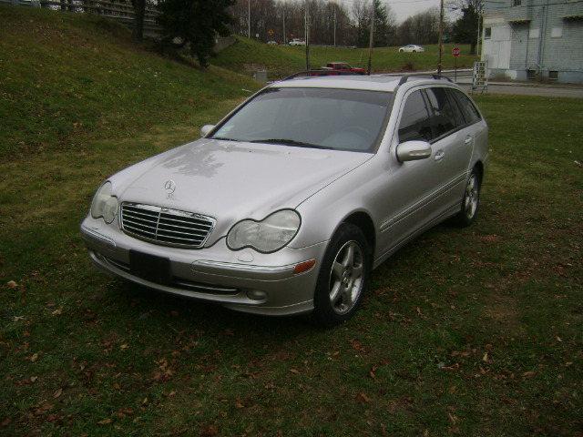 2002 Mercedes-Benz C-Class Series 4