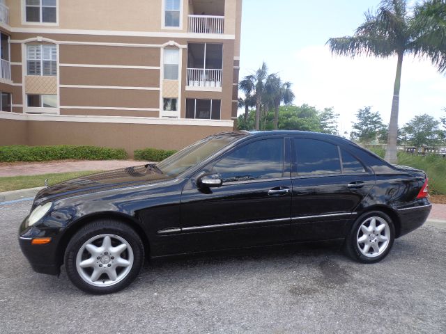 2002 Mercedes-Benz C-Class E-350 Super Duty 158 WB DRW