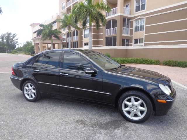 2002 Mercedes-Benz C-Class E-350 Super Duty 158 WB DRW