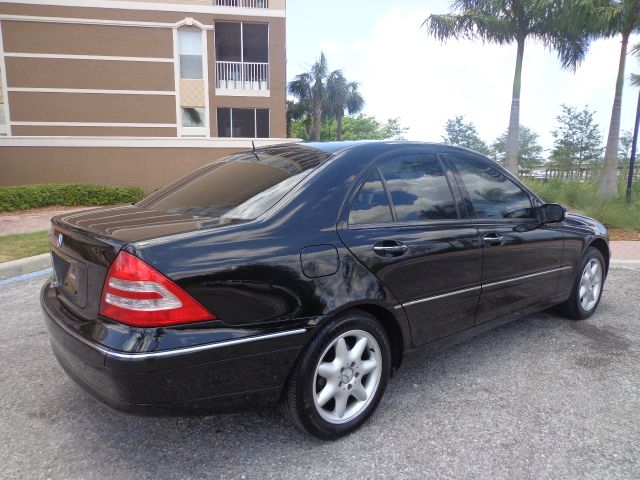 2002 Mercedes-Benz C-Class E-350 Super Duty 158 WB DRW