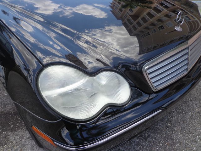 2002 Mercedes-Benz C-Class E-350 Super Duty 158 WB DRW