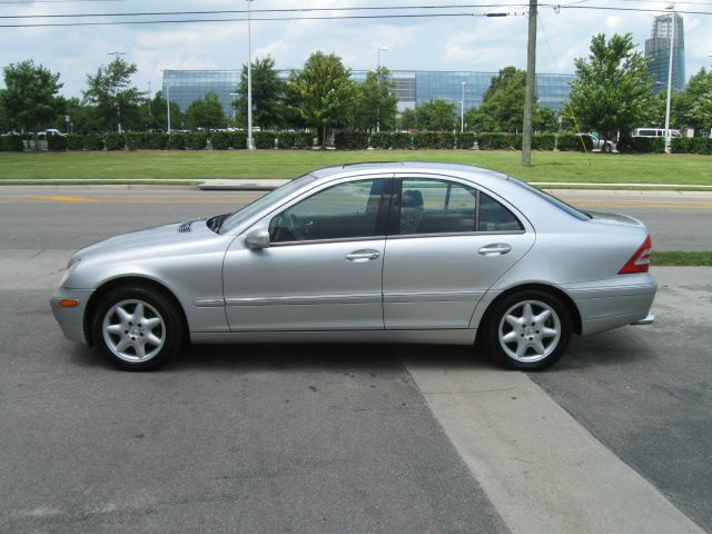 2003 Mercedes-Benz C-Class 328 IC