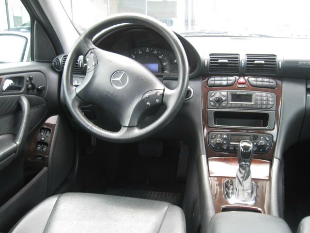 2003 Mercedes-Benz C-Class 328 IC