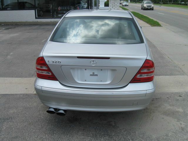 2003 Mercedes-Benz C-Class 328 IC