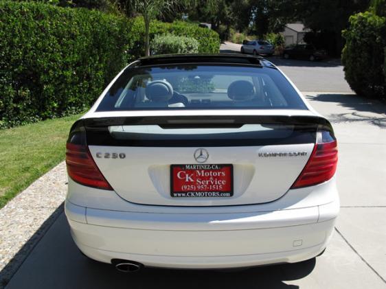 2003 Mercedes-Benz C-Class 4dr Sdn Manual