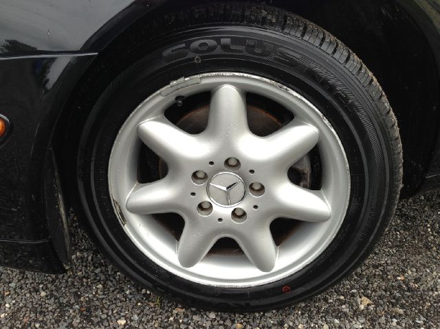 2003 Mercedes-Benz C-Class E-350 Super Duty 158 WB DRW