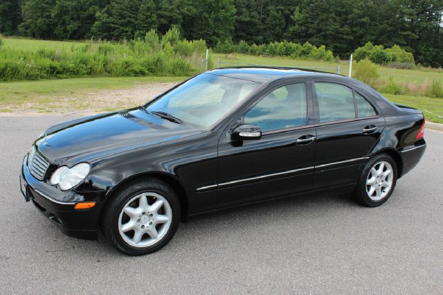 2003 Mercedes-Benz C-Class E-350 Super Duty 158 WB DRW