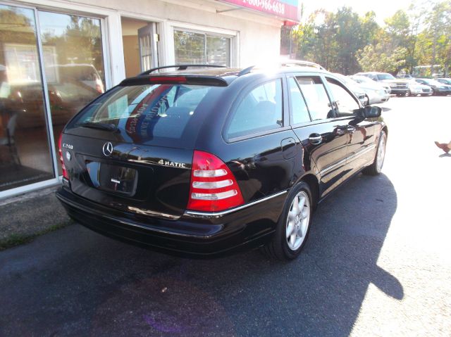 2003 Mercedes-Benz C-Class Tech/rear Entertainment