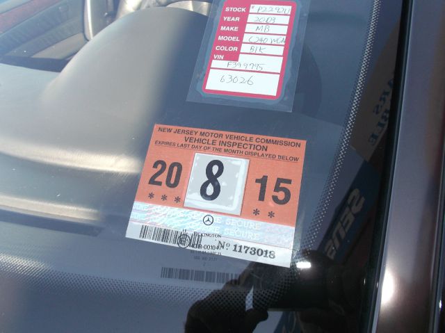 2003 Mercedes-Benz C-Class Tech/rear Entertainment