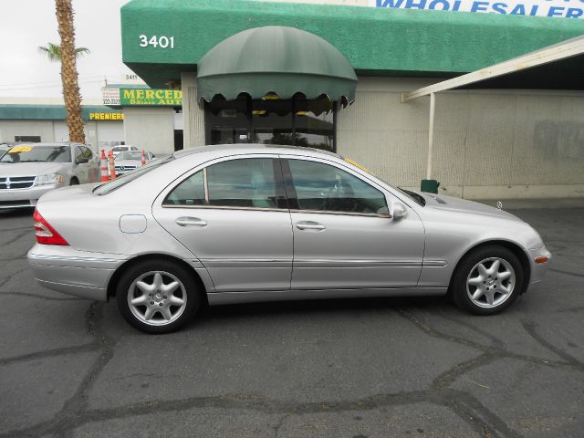 2003 Mercedes-Benz C-Class LTZ 4x4 Nav DVD