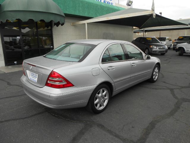 2003 Mercedes-Benz C-Class LTZ 4x4 Nav DVD