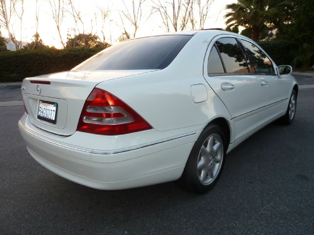 2003 Mercedes-Benz C-Class 328 IC
