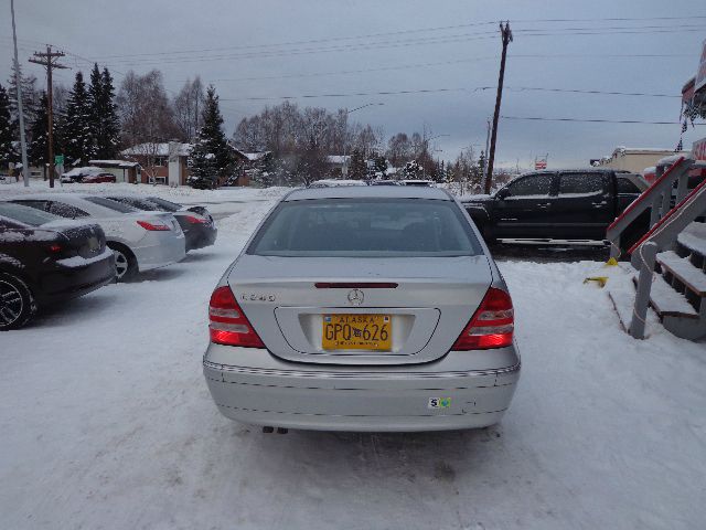 2003 Mercedes-Benz C-Class E-350 Super Duty 158 WB DRW