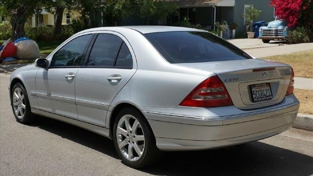 2003 Mercedes-Benz C-Class 4dr Sedan SE