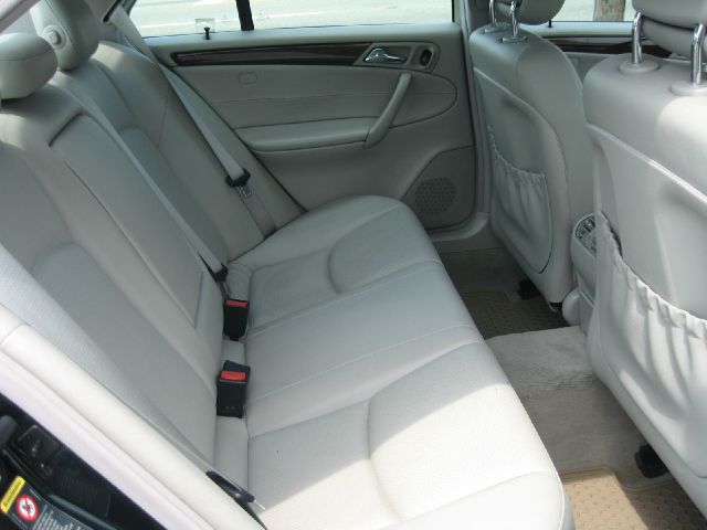 2003 Mercedes-Benz C-Class E-350 Super Duty 158 WB DRW