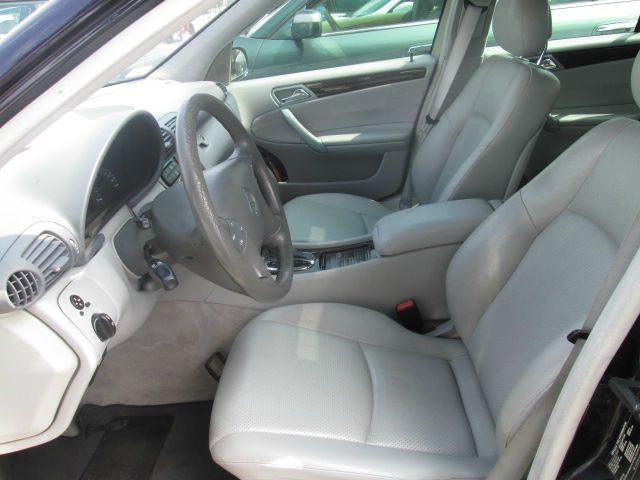 2003 Mercedes-Benz C-Class E-350 Super Duty 158 WB DRW