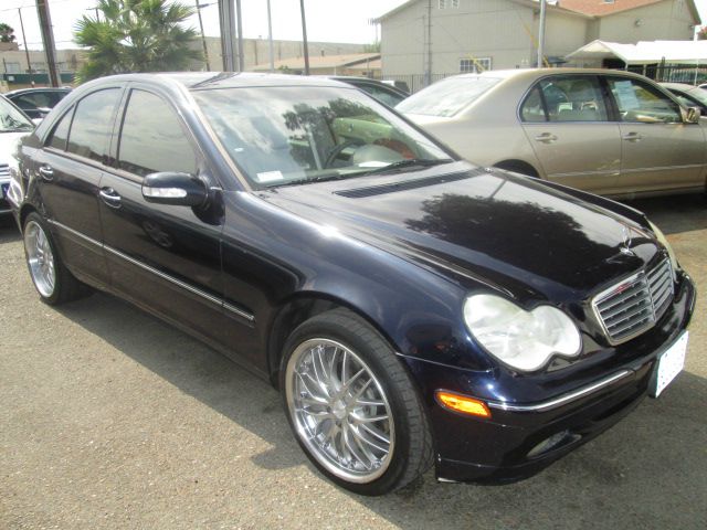 2003 Mercedes-Benz C-Class E-350 Super Duty 158 WB DRW