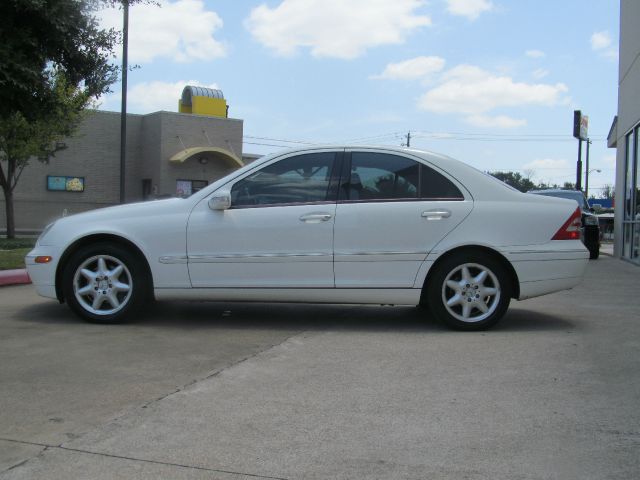2003 Mercedes-Benz C-Class E-350 Super Duty 158 WB DRW