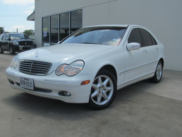 2003 Mercedes-Benz C-Class E-350 Super Duty 158 WB DRW