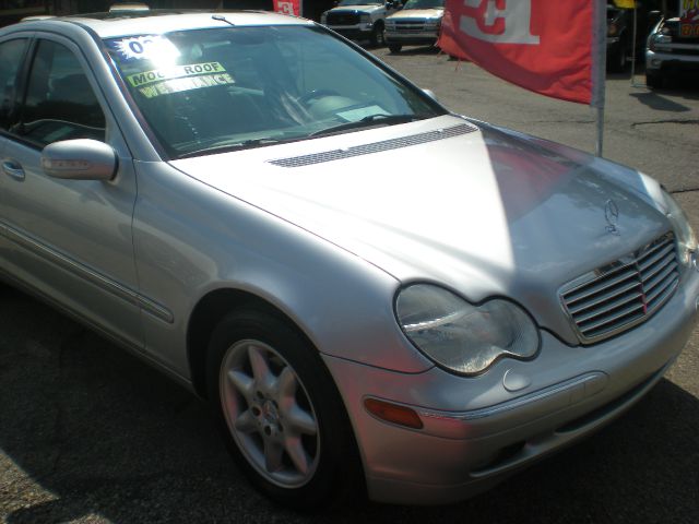 2003 Mercedes-Benz C-Class E-350 Super Duty 158 WB DRW