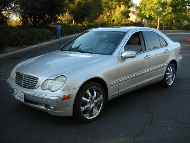 2003 Mercedes-Benz C-Class 328 IC