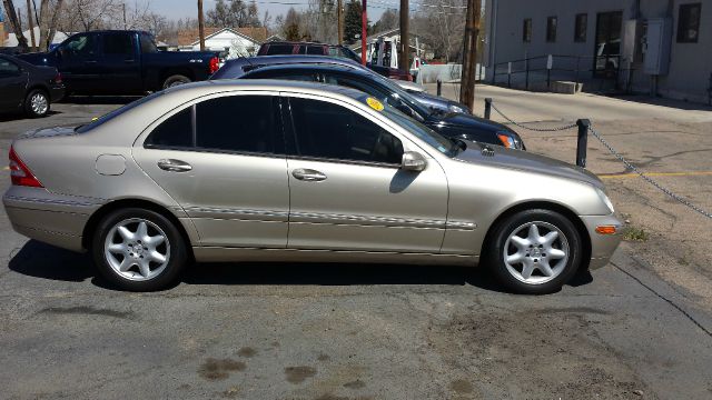 2004 Mercedes-Benz C-Class E-350 Super Duty 158 WB DRW