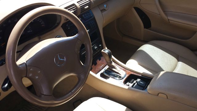 2004 Mercedes-Benz C-Class E-350 Super Duty 158 WB DRW