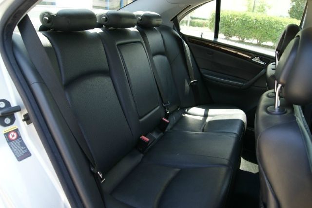 2004 Mercedes-Benz C-Class E-350 Super Duty 158 WB DRW