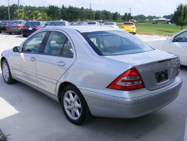 2004 Mercedes-Benz C-Class 328 IC