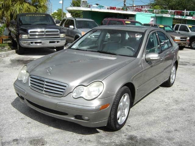 2004 Mercedes-Benz C-Class E-350 Super Duty 158 WB DRW