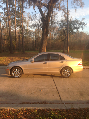 2004 Mercedes-Benz C-Class E-350 Super Duty 158 WB DRW