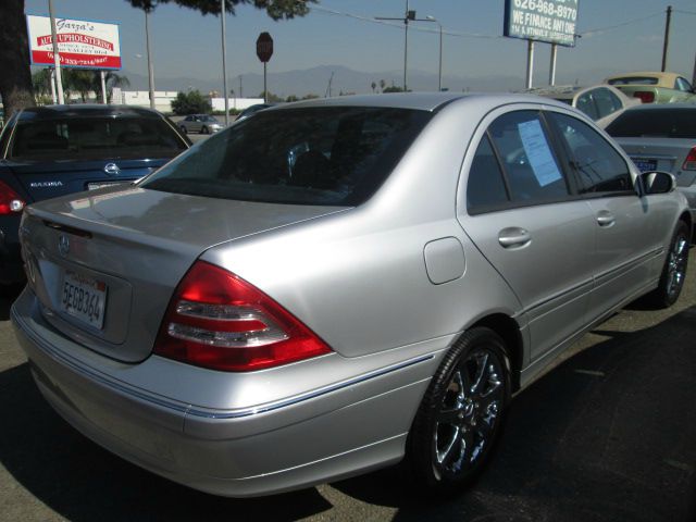 2004 Mercedes-Benz C-Class 328 IC