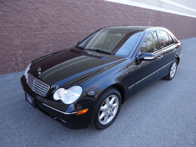 2004 Mercedes-Benz C-Class E-350 Super Duty 158 WB DRW