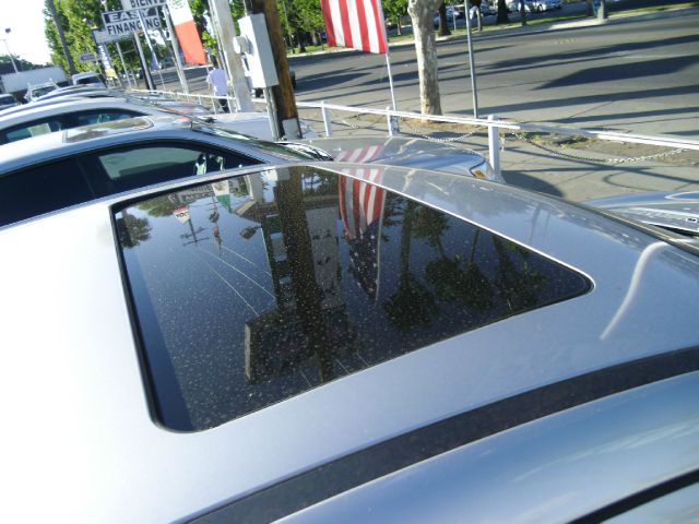 2004 Mercedes-Benz C-Class E-350 Super Duty 158 WB DRW