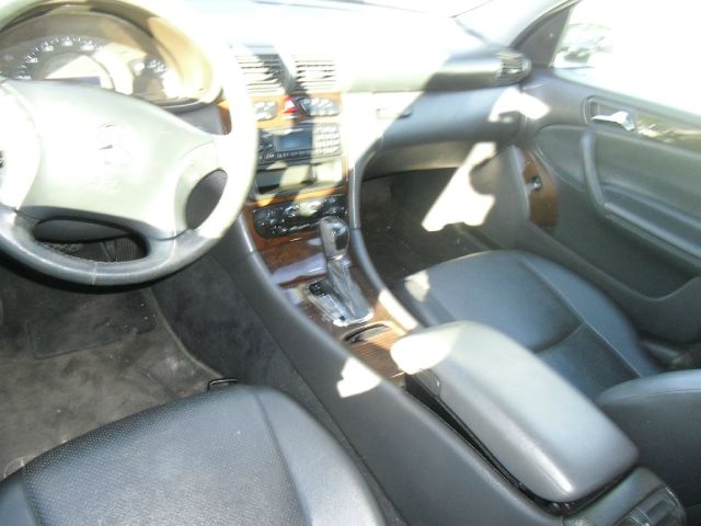 2004 Mercedes-Benz C-Class E-350 Super Duty 158 WB DRW