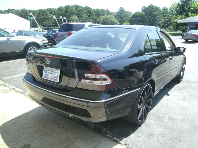2004 Mercedes-Benz C-Class E-350 Super Duty 158 WB DRW