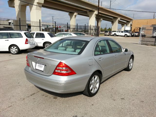 2004 Mercedes-Benz C-Class 328 IC