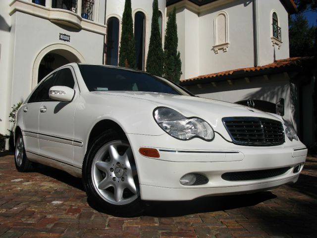 2004 Mercedes-Benz C-Class E-350 Super Duty 158 WB DRW