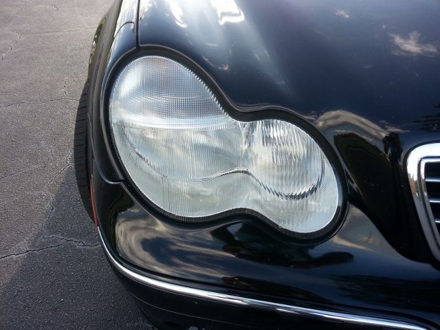 2004 Mercedes-Benz C-Class 328 IC