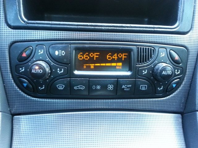 2004 Mercedes-Benz C-Class 328 IC