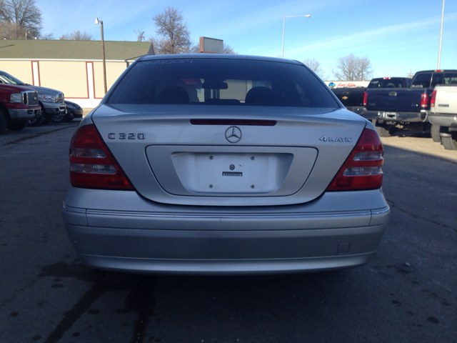 2004 Mercedes-Benz C-Class 4dr 2WD LT SUV