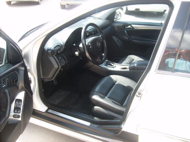 2005 Mercedes-Benz C-Class 5DR 4WD CREW CA