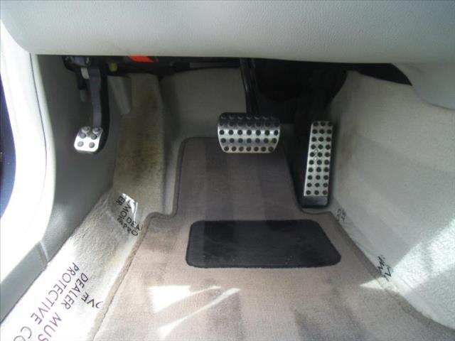 2005 Mercedes-Benz C-Class GL I4 Manual