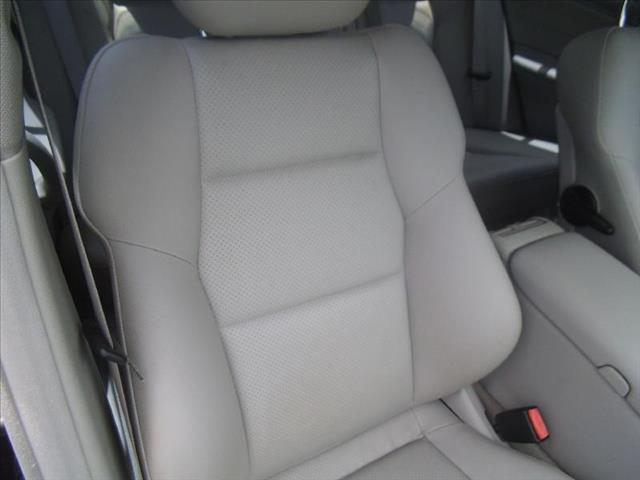 2005 Mercedes-Benz C-Class GL I4 Manual