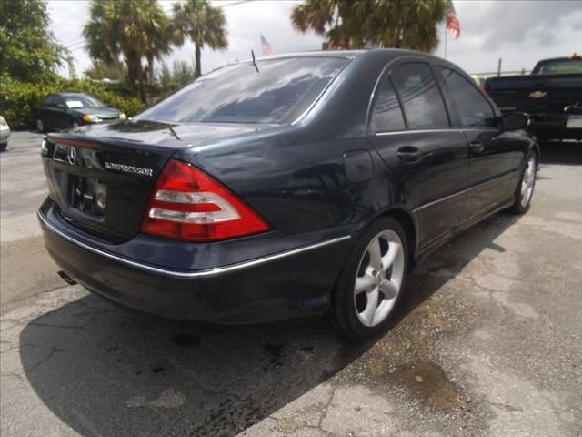 2005 Mercedes-Benz C-Class GL I4 Manual