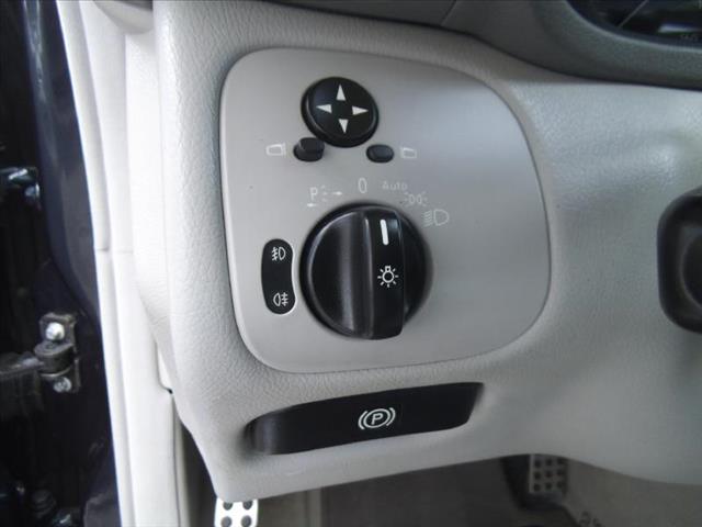 2005 Mercedes-Benz C-Class GL I4 Manual